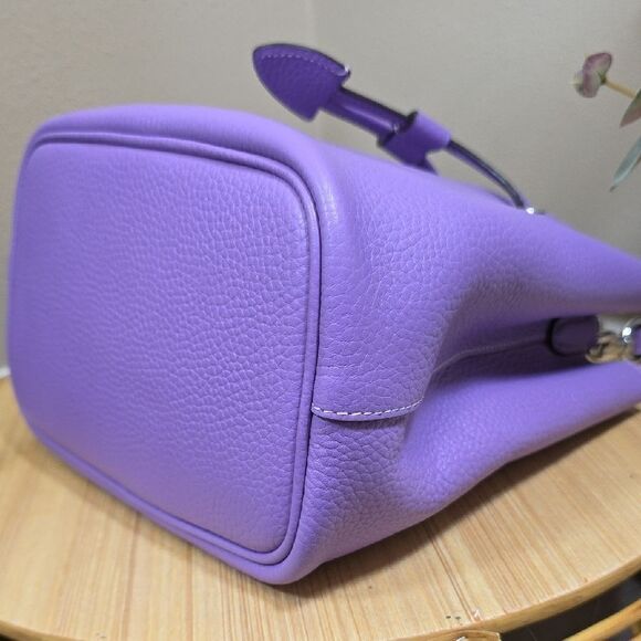 Coach Rowan Bucket Bag and Zipper Pouch - Picture 10 of 14